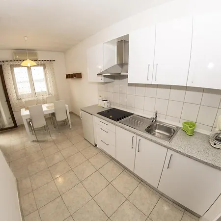 Apartment House Lucija Sali