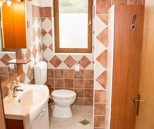 Apartment House Lucija *