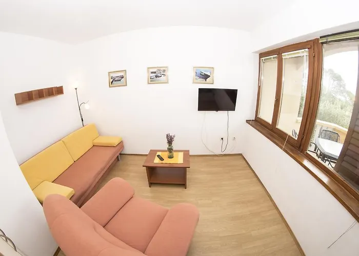 Apartment House Lucija *
