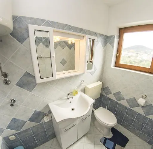 Apartment House Lucija