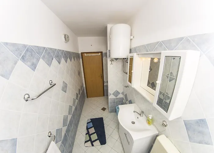 Apartment House Lucija *