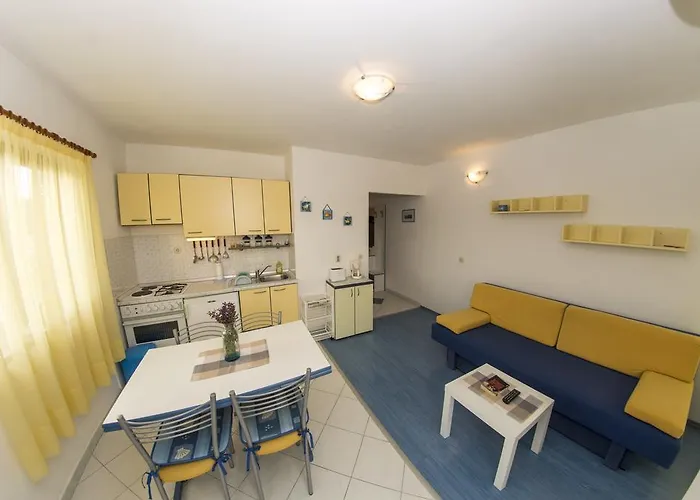 House Lucija * Sali