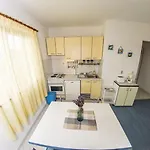 House Lucija 公寓 萨利