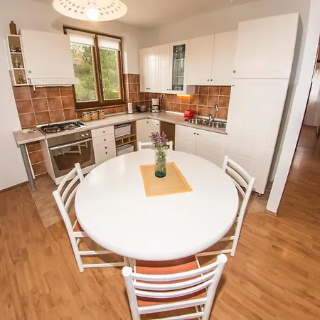 Apartment House Lucija