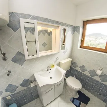 Apartment House Lucija