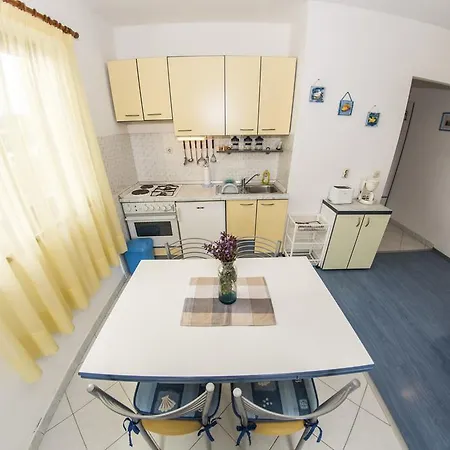 House Lucija * Sali